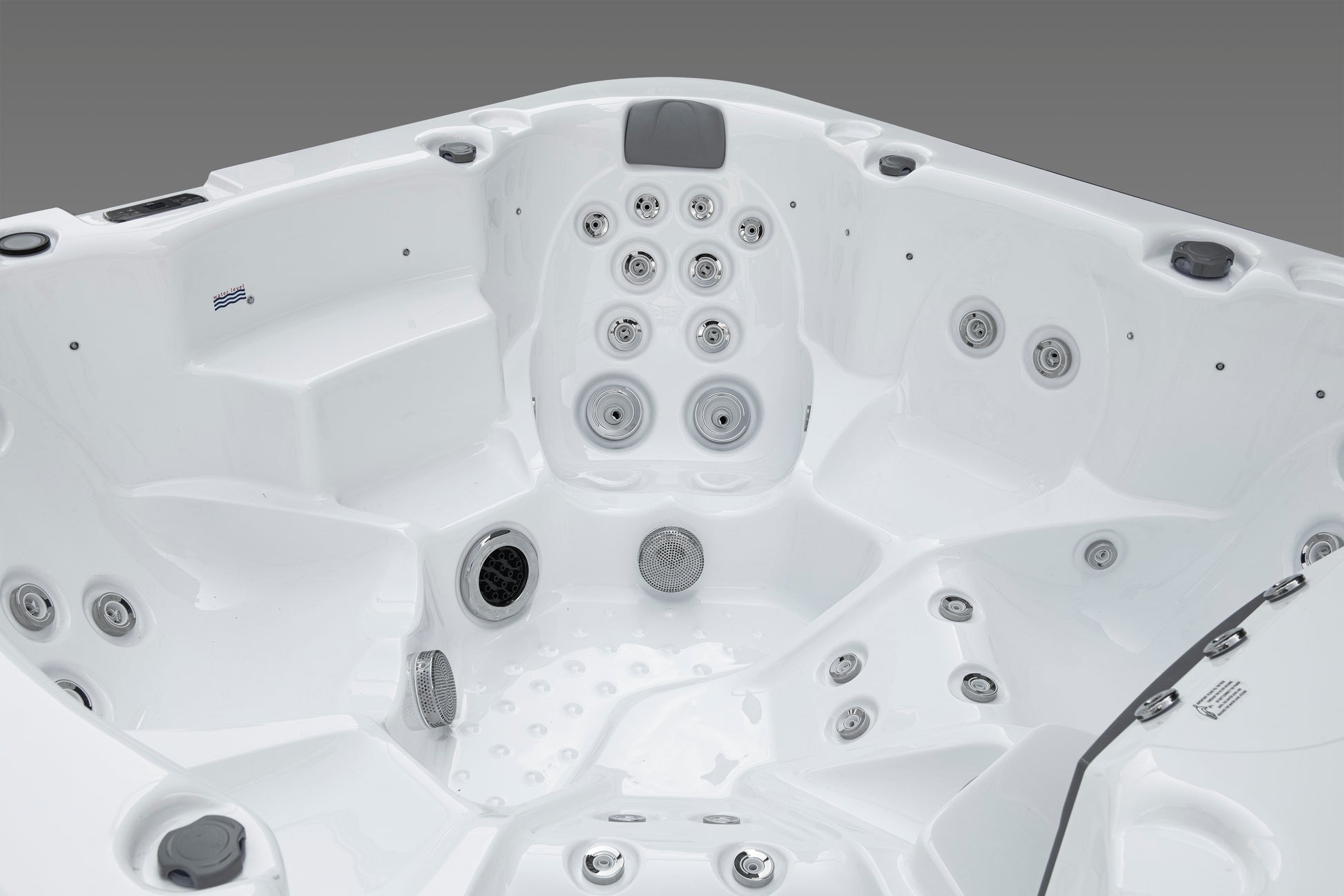 Aros Signature Hot Tub
