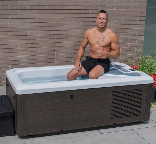 Outdoor cold plunge tub - Ice River